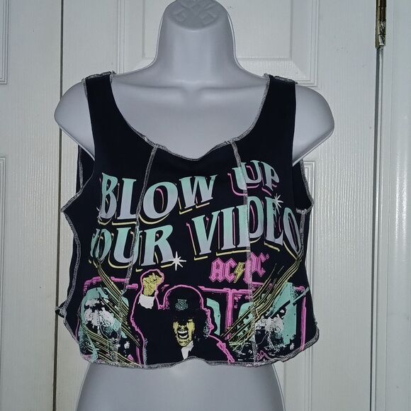 ACDC Tops - ACDC Blow Up Your Video sleeveless crop tank top Sz M NWT